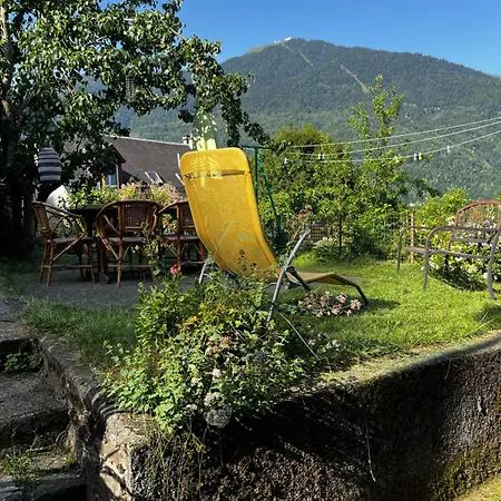 Maison De Village Avec Vue Sur Les Montagnes Et Jardin Privatif