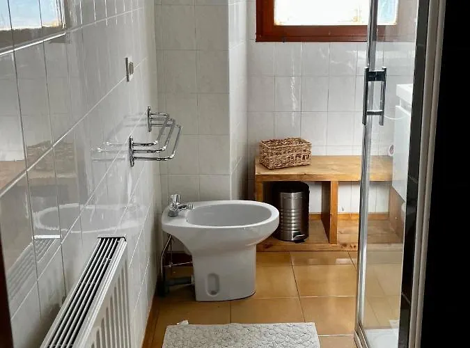 Maison De Village Avec Vue Sur Les Montagnes Et Jardin Privatif Дом отдыха