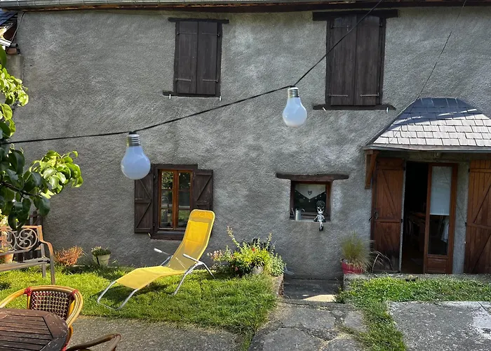Maison De Village Avec Vue Sur Les Montagnes Et Jardin Privatif Дом отдыха