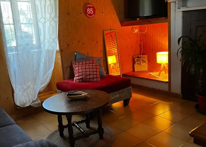 Maison De Village Avec Vue Sur Les Montagnes Et Jardin Privatif *