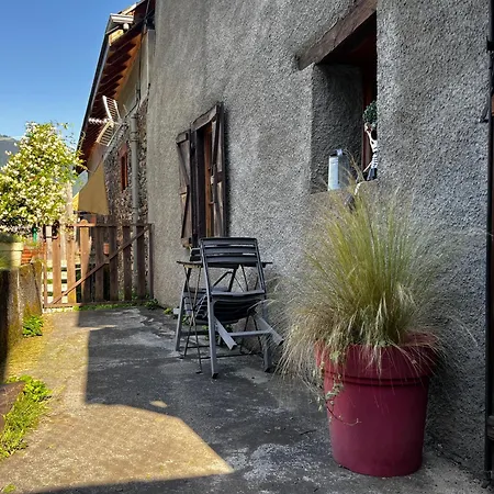 Maison De Village Avec Vue Sur Les Montagnes Et Jardin Privatif بيت للعطل Montauban-de-Luchon