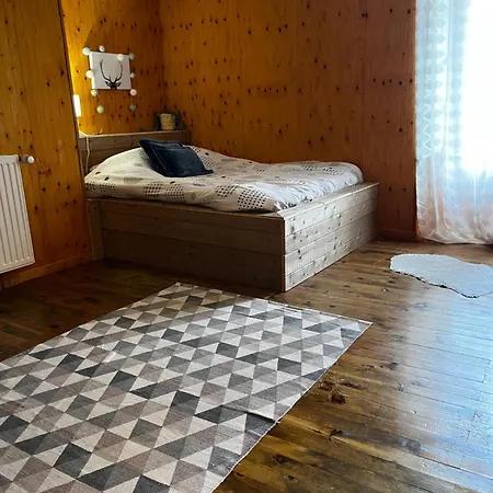 Maison De Village Avec Vue Sur Les Montagnes Et Jardin Privatif * Montauban-de-Luchon