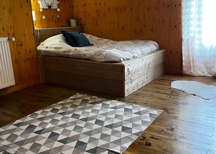 Maison De Village Avec Vue Sur Les Montagnes Et Jardin Privatif * Montauban-de-Luchon