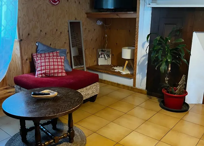 Maison De Village Avec Vue Sur Les Montagnes Et Jardin Privatif Сasa de vacaciones Montauban-de-Luchon